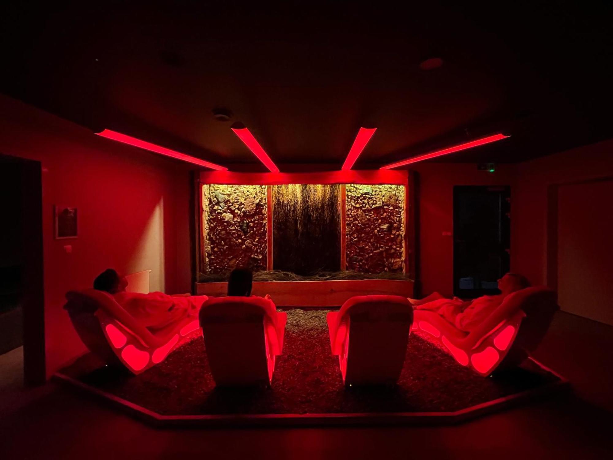 Notera Hotel Spa 차르지코비 외부 사진